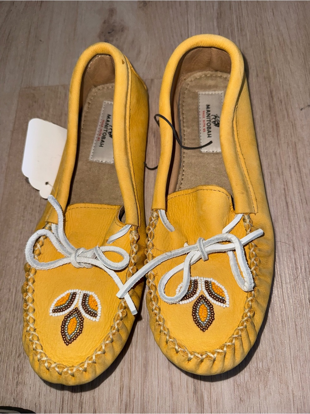 Manitobah Kayak moccasin L9